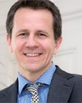 Headshot of Daniel Zurbrügg